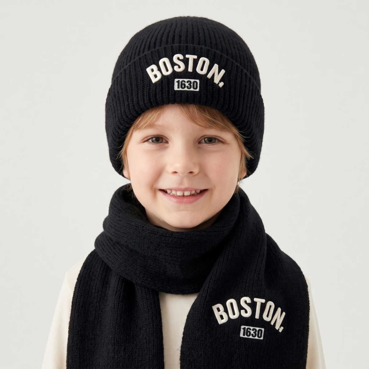 Lilo Knit Hat and Scarf Set - Black