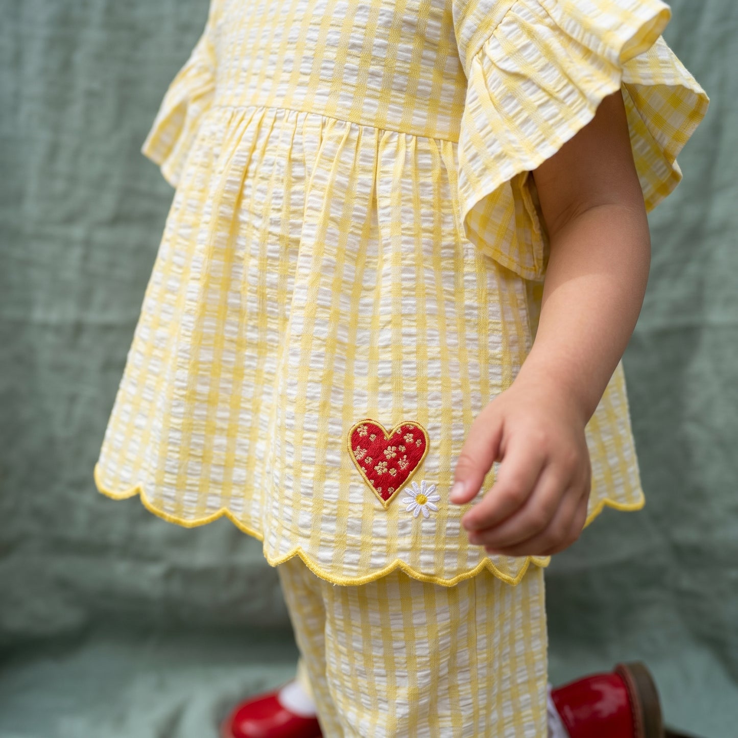 Daisy Ruffle Sleeve Plaid Girls Set